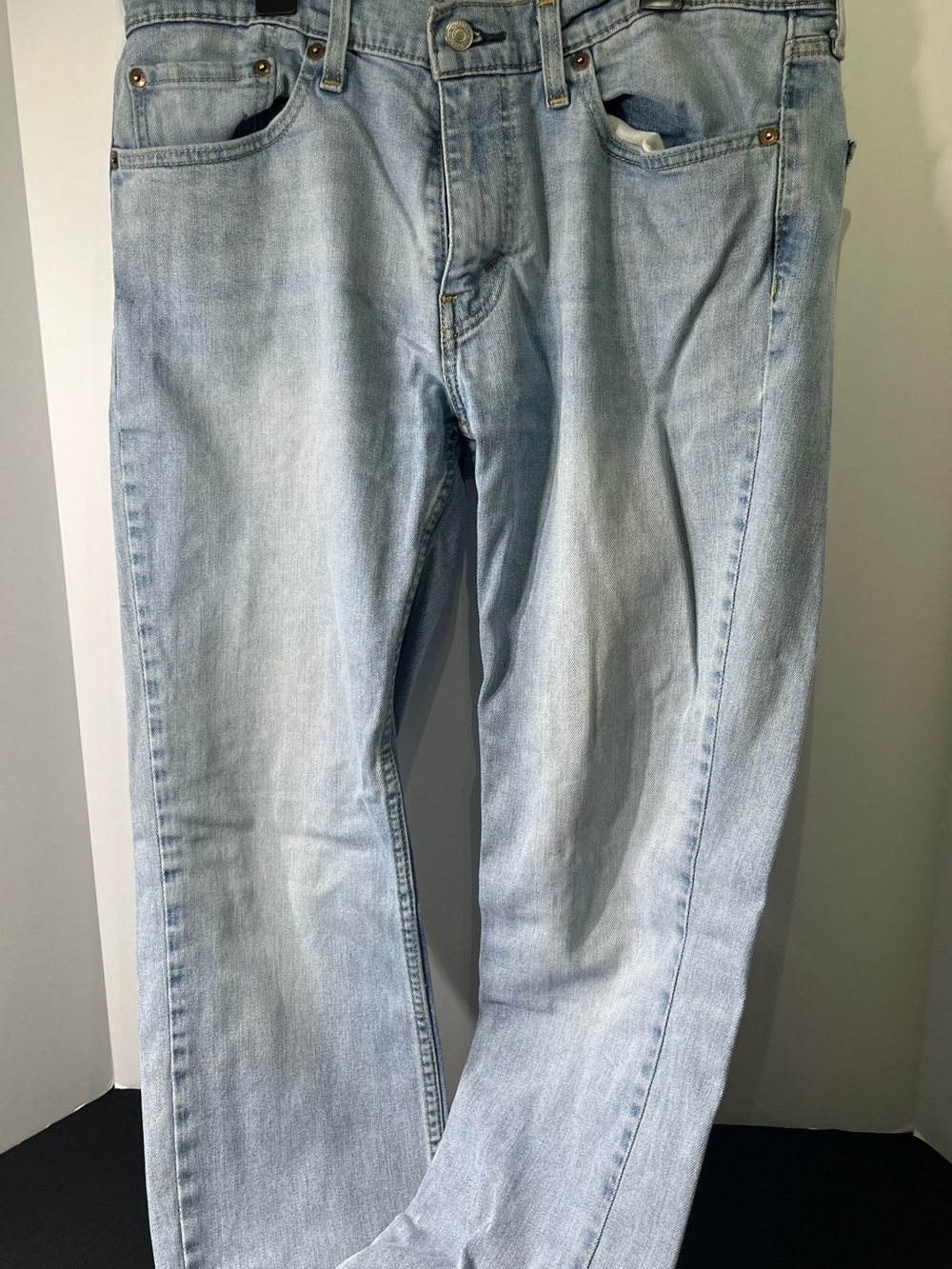 Levi's Light Blue Relaxed Men's Jeans